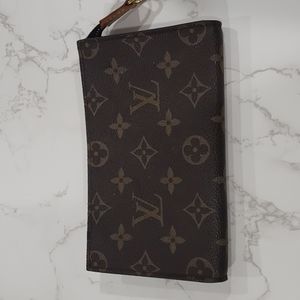 Authentic Louis Vuitton Zippered Pouch